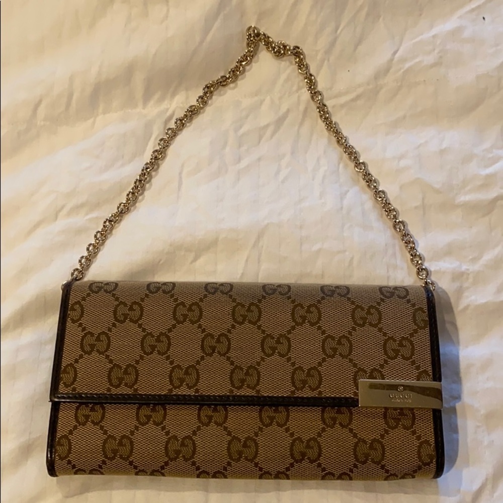Gucci Women’s Brown GG Canvas Chain Wallet